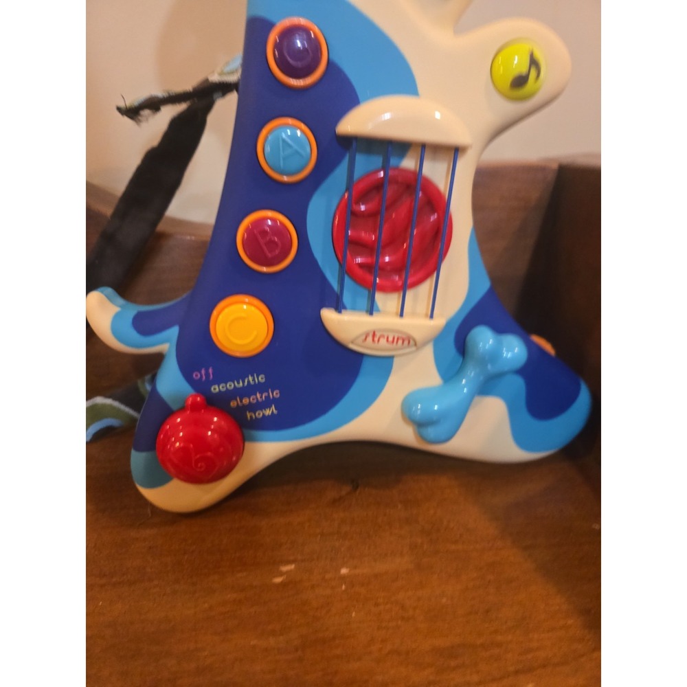 B Toys Electric Guitar Interactive Woofer Hound Dog Musical Instrument Tested VG - Picture 6 of 11